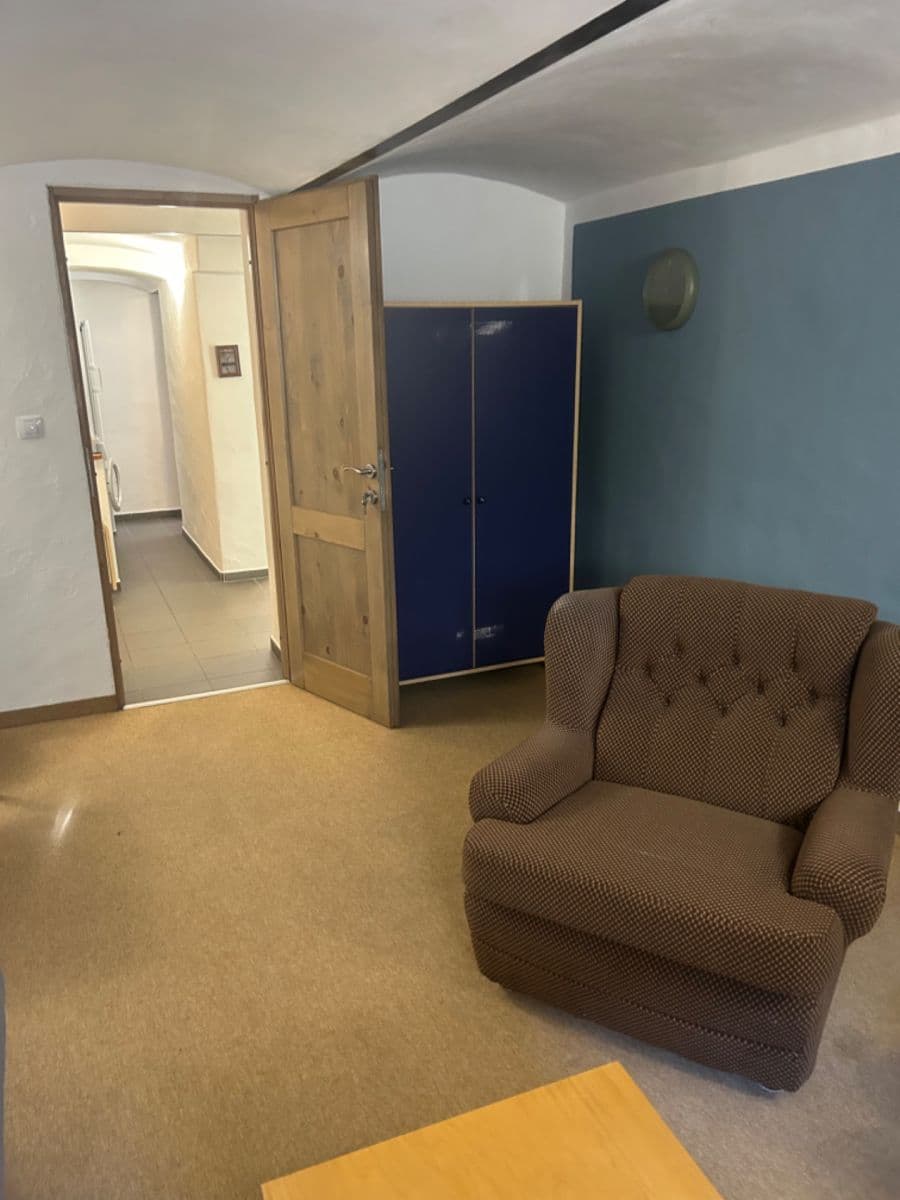 Pronájem bytu 3+1 70 m², Jírovcova, České Budějovice, Jihočeský kraj Pronájem bytu 3+1 70 m², Jírovcova, České Budějovice, Jihočeský kraj