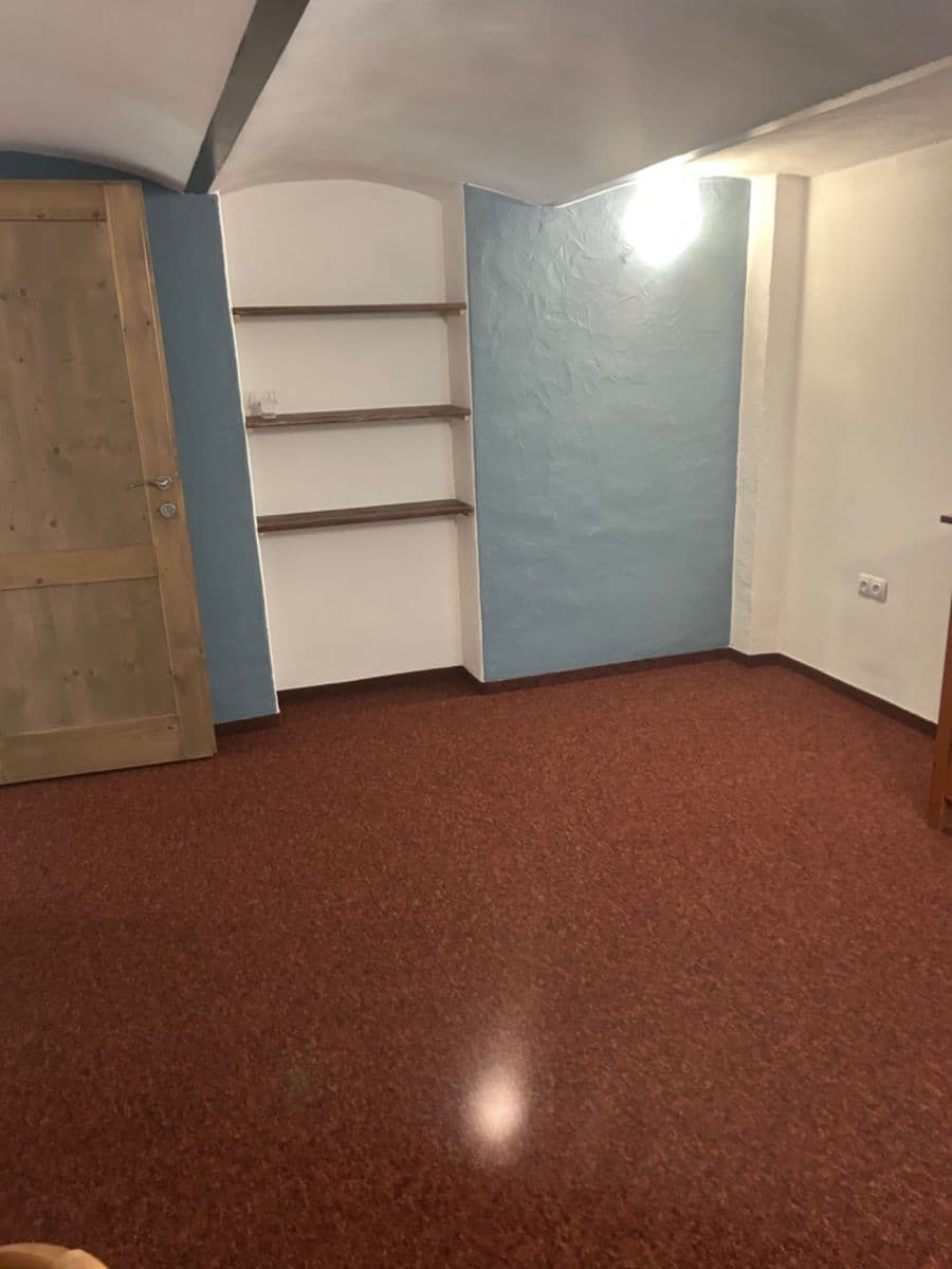 Pronájem bytu 3+1 70 m², Jírovcova, České Budějovice, Jihočeský kraj Pronájem bytu 3+1 70 m², Jírovcova, České Budějovice, Jihočeský kraj