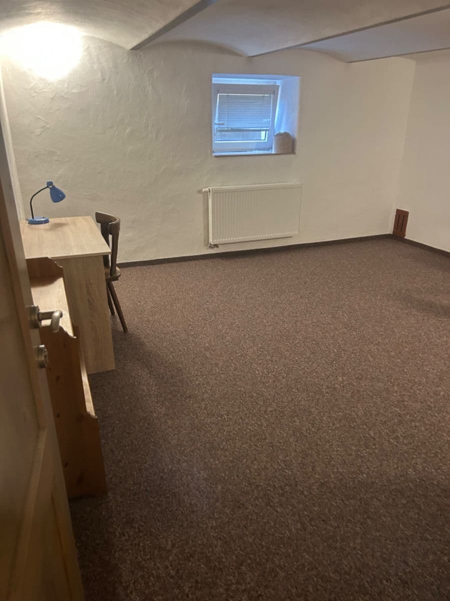 Pronájem bytu 3+1 70 m², Jírovcova, České Budějovice, Jihočeský kraj Pronájem bytu 3+1 70 m², Jírovcova, České Budějovice, Jihočeský kraj