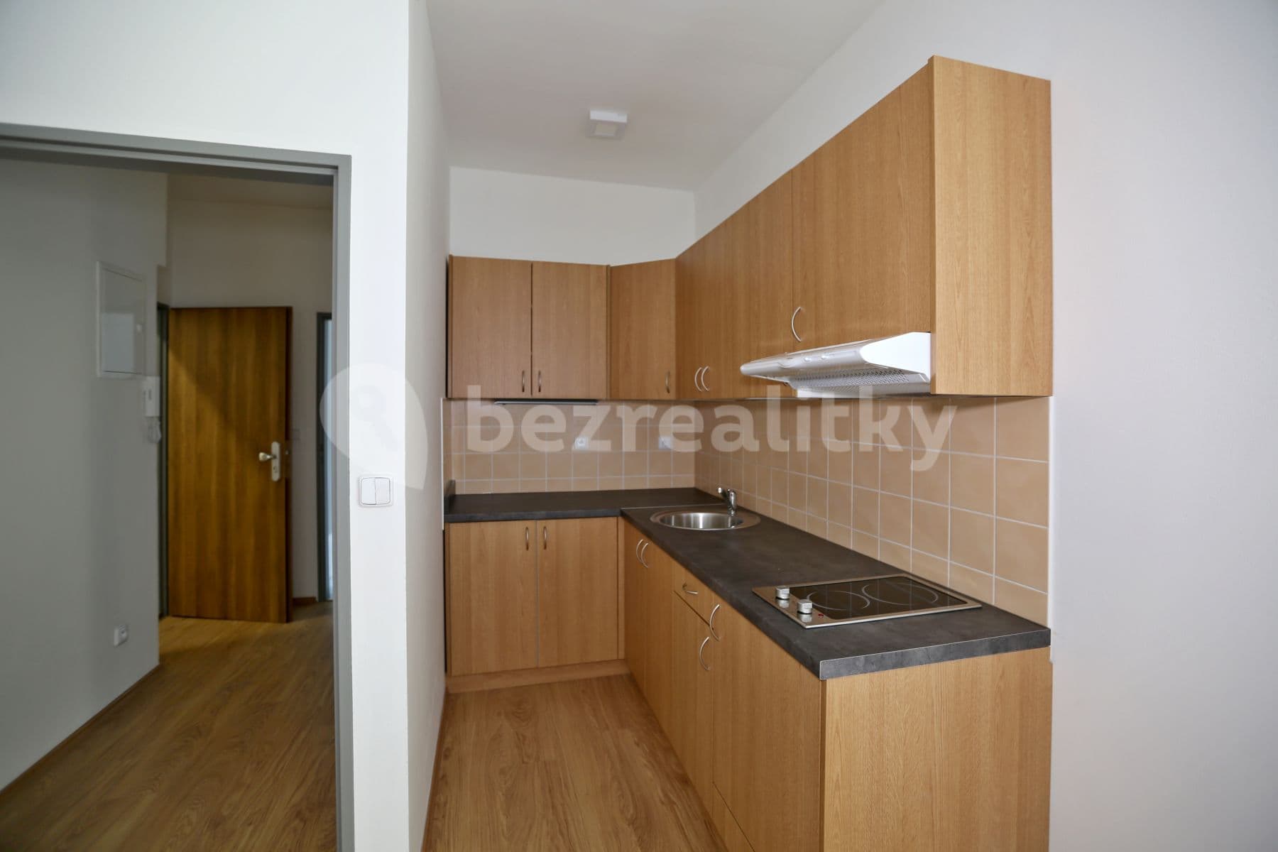 Pronájem bytu 1+kk 31 m², Anenské náměstí, Jablonec nad Nisou, Liberecký kraj Pronájem bytu 1+kk 31 m², Anenské náměstí, Jablonec nad Nisou, Liberecký kraj