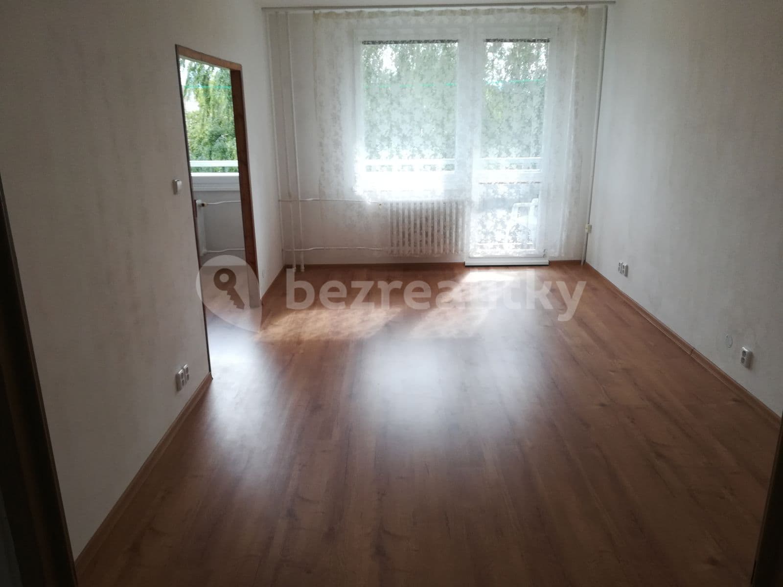 Pronájem bytu 3+1 74 m², Americká, Kladno, Středočeský kraj Pronájem bytu 3+1 74 m², Americká, Kladno, Středočeský kraj