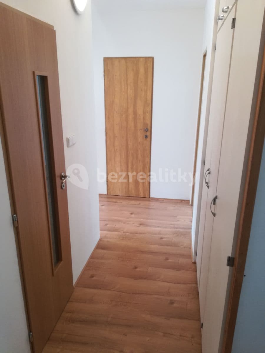 Pronájem bytu 3+1 74 m², Americká, Kladno, Středočeský kraj Pronájem bytu 3+1 74 m², Americká, Kladno, Středočeský kraj