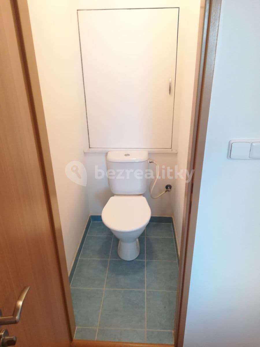 Pronájem bytu 3+1 74 m², Americká, Kladno, Středočeský kraj Pronájem bytu 3+1 74 m², Americká, Kladno, Středočeský kraj