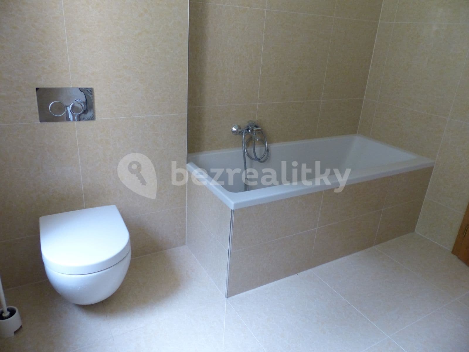 Pronájem bytu 2+kk 75 m², Ondřejská, Karlovy Vary, Karlovarský kraj Pronájem bytu 2+kk 75 m², Ondřejská, Karlovy Vary, Karlovarský kraj
