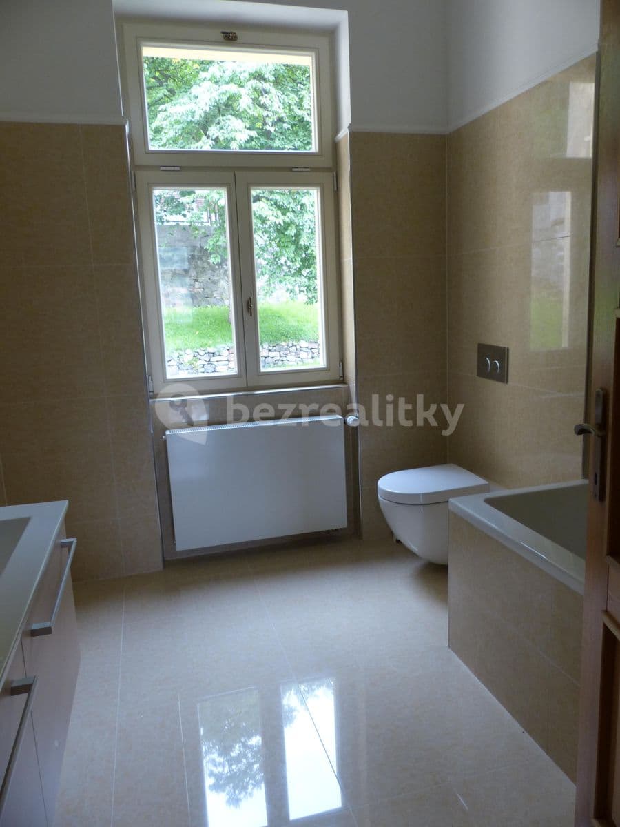 Pronájem bytu 2+kk 75 m², Ondřejská, Karlovy Vary, Karlovarský kraj Pronájem bytu 2+kk 75 m², Ondřejská, Karlovy Vary, Karlovarský kraj