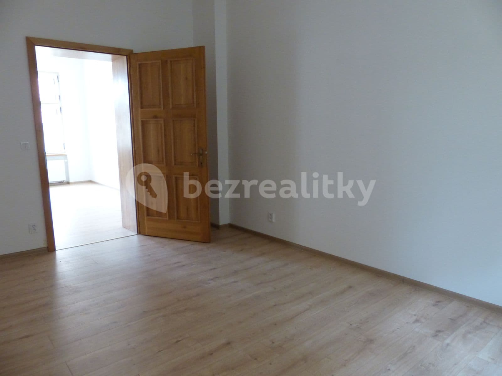 Pronájem bytu 2+kk 75 m², Ondřejská, Karlovy Vary, Karlovarský kraj Pronájem bytu 2+kk 75 m², Ondřejská, Karlovy Vary, Karlovarský kraj