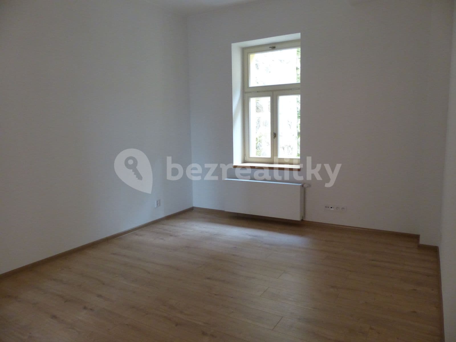 Pronájem bytu 2+kk 75 m², Ondřejská, Karlovy Vary, Karlovarský kraj Pronájem bytu 2+kk 75 m², Ondřejská, Karlovy Vary, Karlovarský kraj