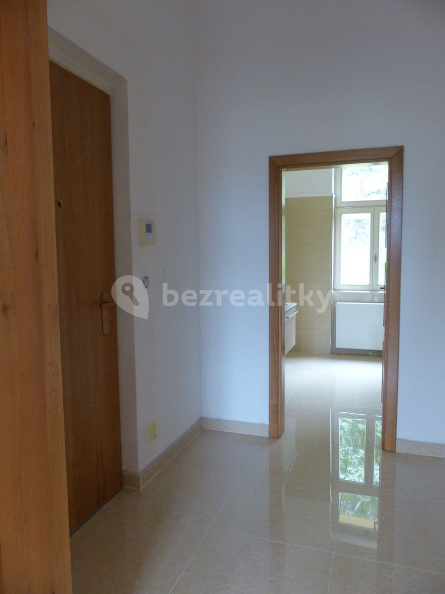 Pronájem bytu 2+kk 75 m², Ondřejská, Karlovy Vary, Karlovarský kraj Pronájem bytu 2+kk 75 m², Ondřejská, Karlovy Vary, Karlovarský kraj