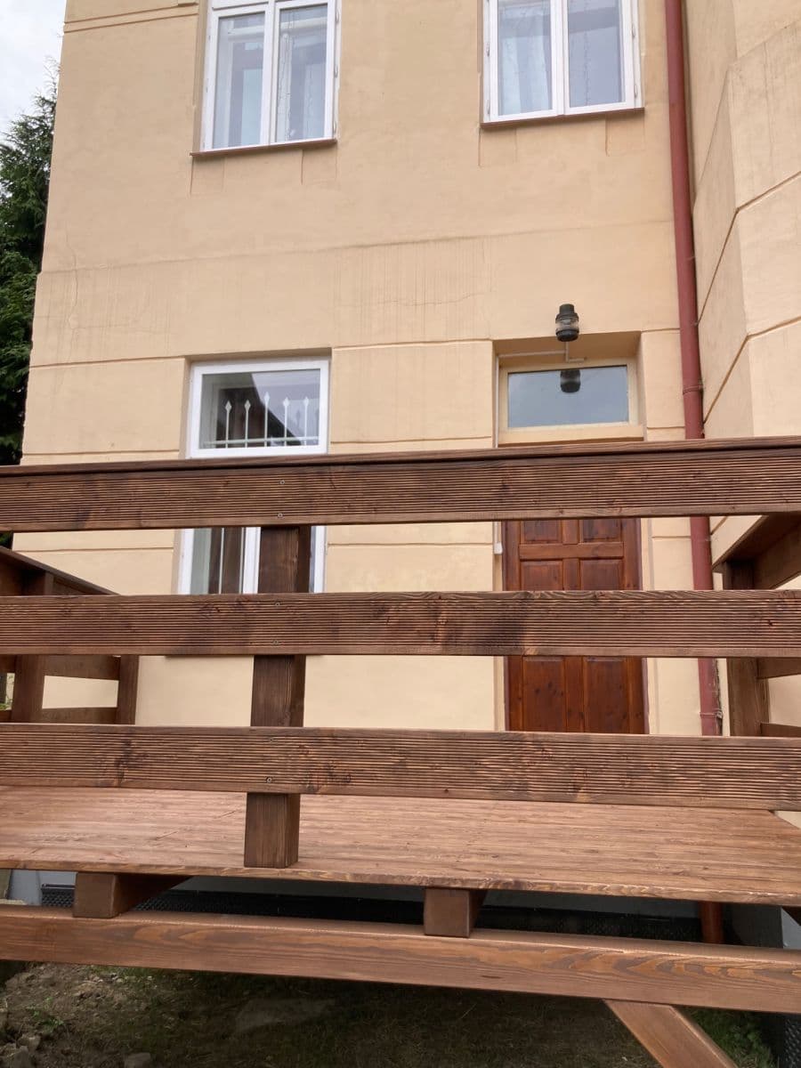 Pronájem bytu 2+kk 35 m², Emilie Floriánové, Jablonec nad Nisou, Liberecký kraj Pronájem bytu 2+kk 35 m², Emilie Floriánové, Jablonec nad Nisou, Liberecký kraj