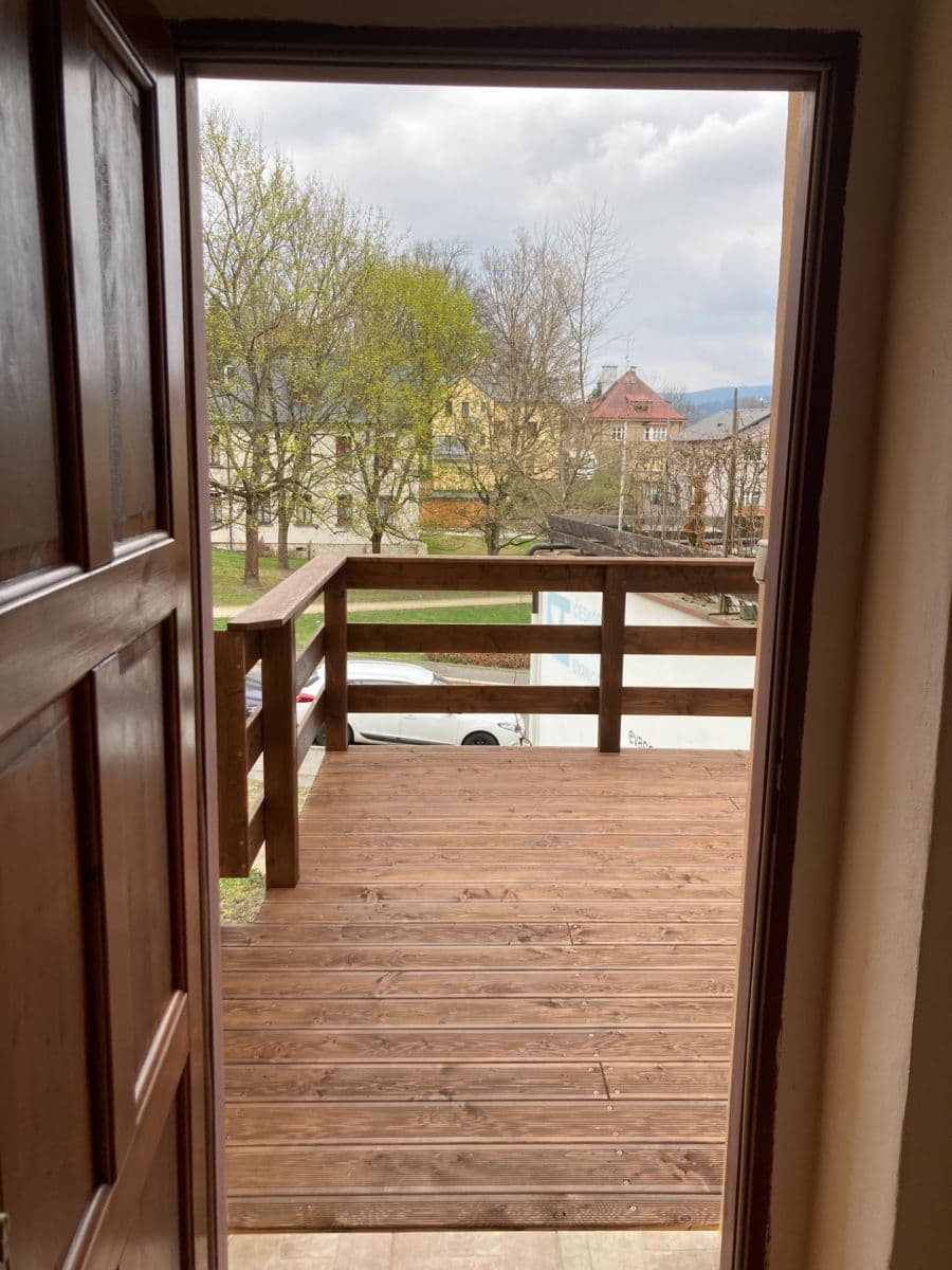 Pronájem bytu 2+kk 35 m², Emilie Floriánové, Jablonec nad Nisou, Liberecký kraj Pronájem bytu 2+kk 35 m², Emilie Floriánové, Jablonec nad Nisou, Liberecký kraj