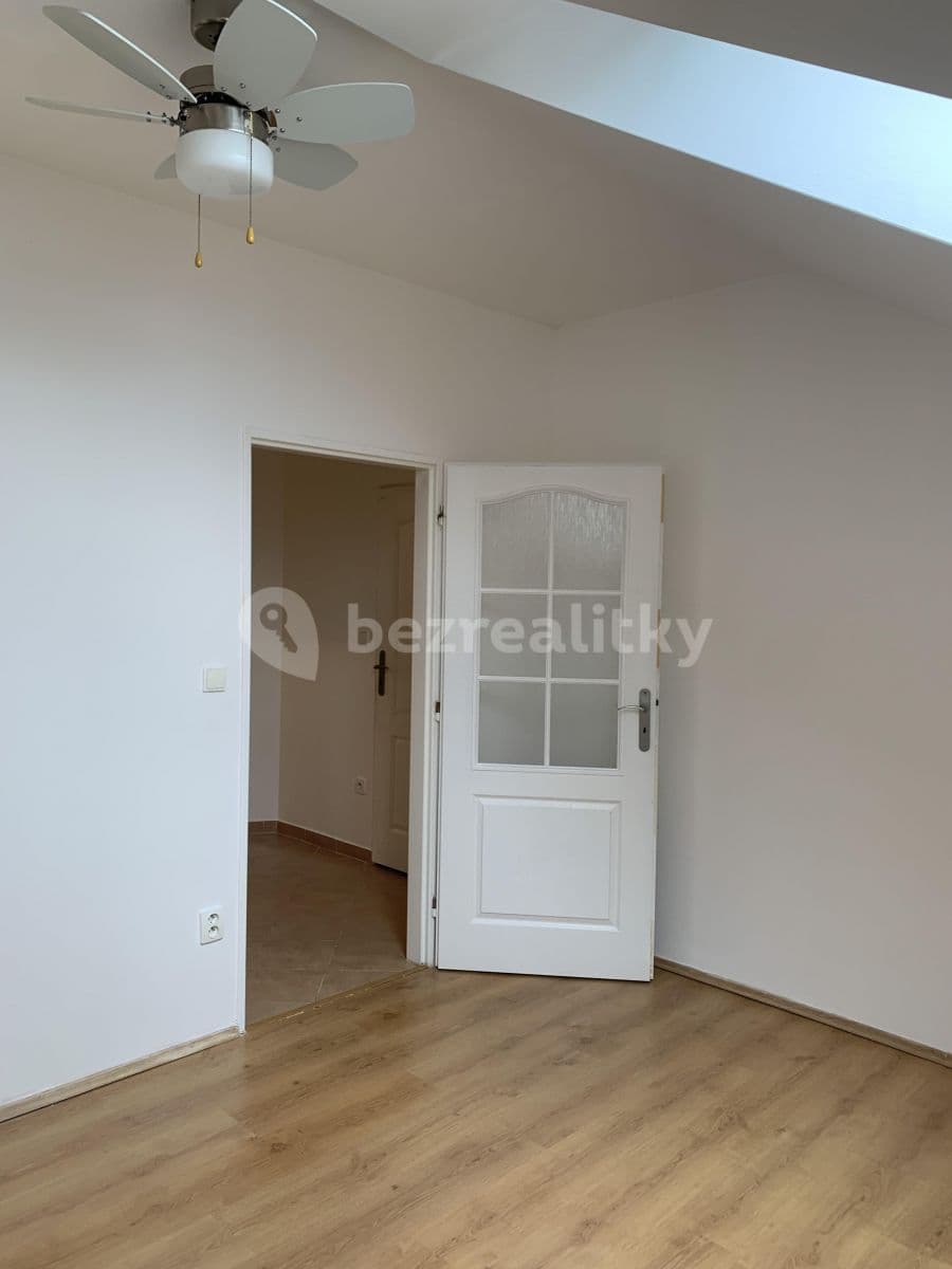 Pronájem bytu 1+1 40 m², Ostrava, Moravskoslezský kraj Pronájem bytu 1+1 40 m², Ostrava, Moravskoslezský kraj