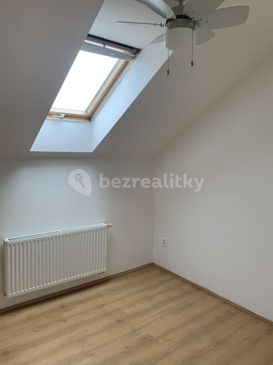 Pronájem bytu 1+1 40 m², Ostrava, Moravskoslezský kraj Pronájem bytu 1+1 40 m², Ostrava, Moravskoslezský kraj