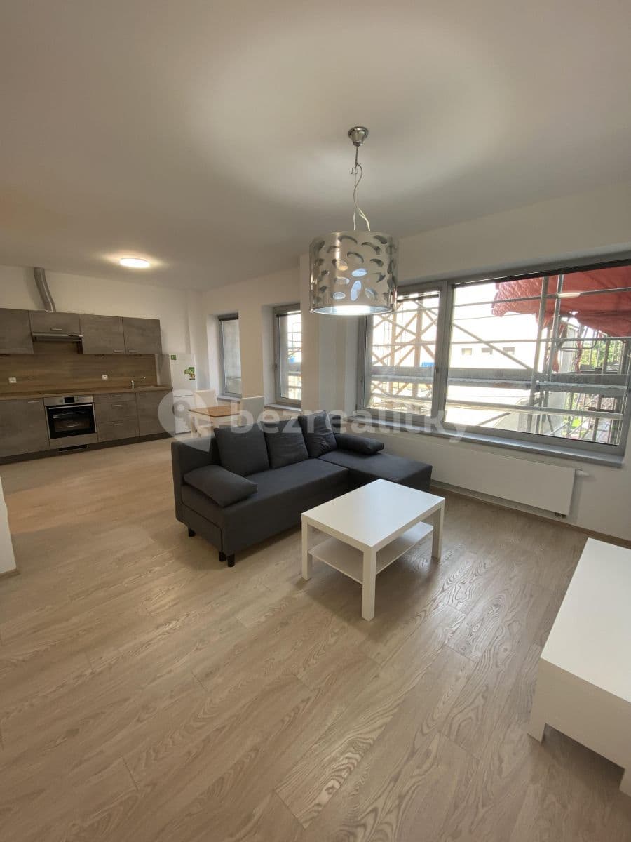 Pronájem bytu 1+kk 44 m², Lorencova, Zlín, Zlínský kraj Pronájem bytu 1+kk 44 m², Lorencova, Zlín, Zlínský kraj