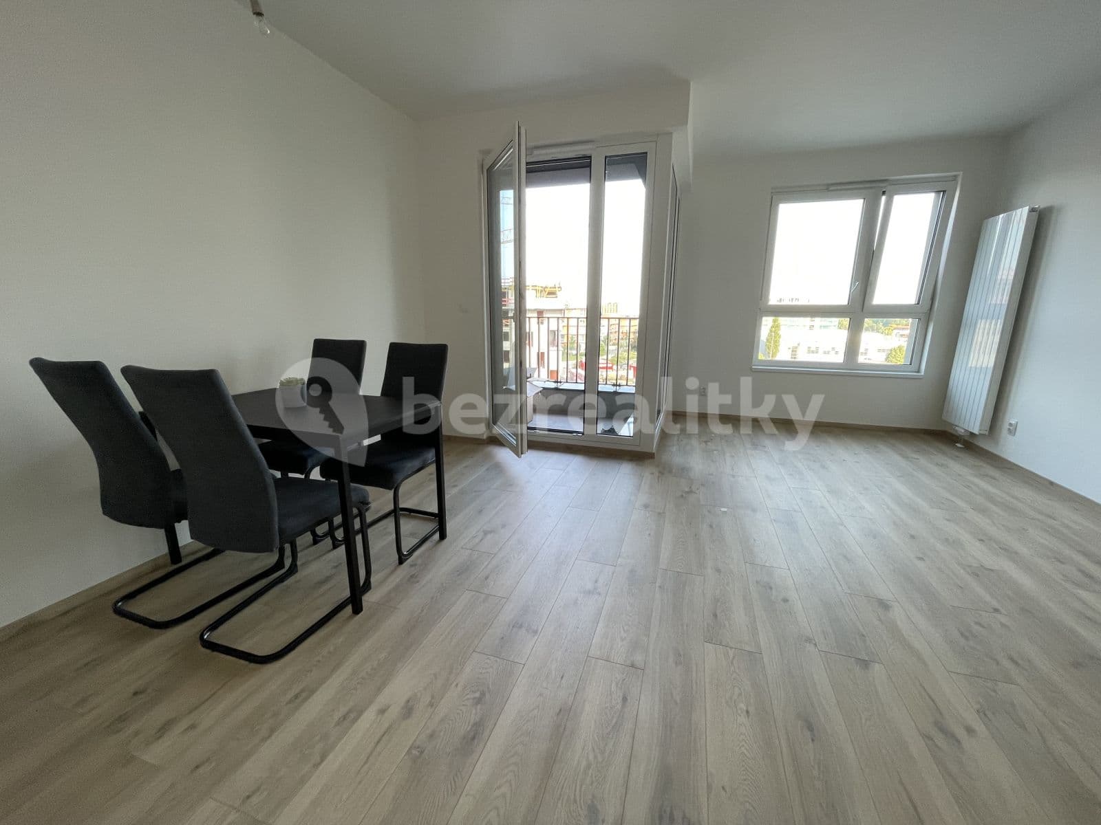 Pronájem bytu 1+kk 38 m², Olgy Havlové, Praha, Praha Pronájem bytu 1+kk 38 m², Olgy Havlové, Praha, Praha