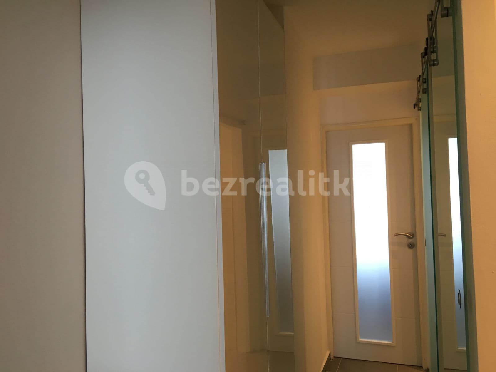 Pronájem bytu 3+1 78 m², náměstí Sítná, Kladno, Středočeský kraj Pronájem bytu 3+1 78 m², náměstí Sítná, Kladno, Středočeský kraj