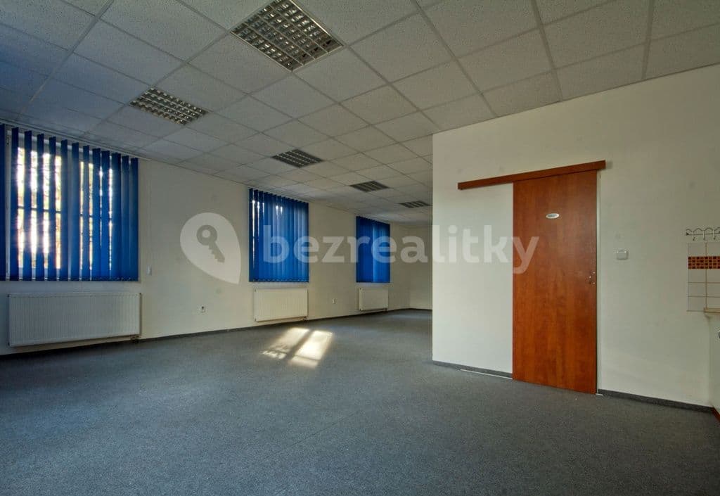 Pronájem kanceláře 180 m², U Pekařky, Praha, Praha Pronájem kanceláře 180 m², U Pekařky, Praha, Praha