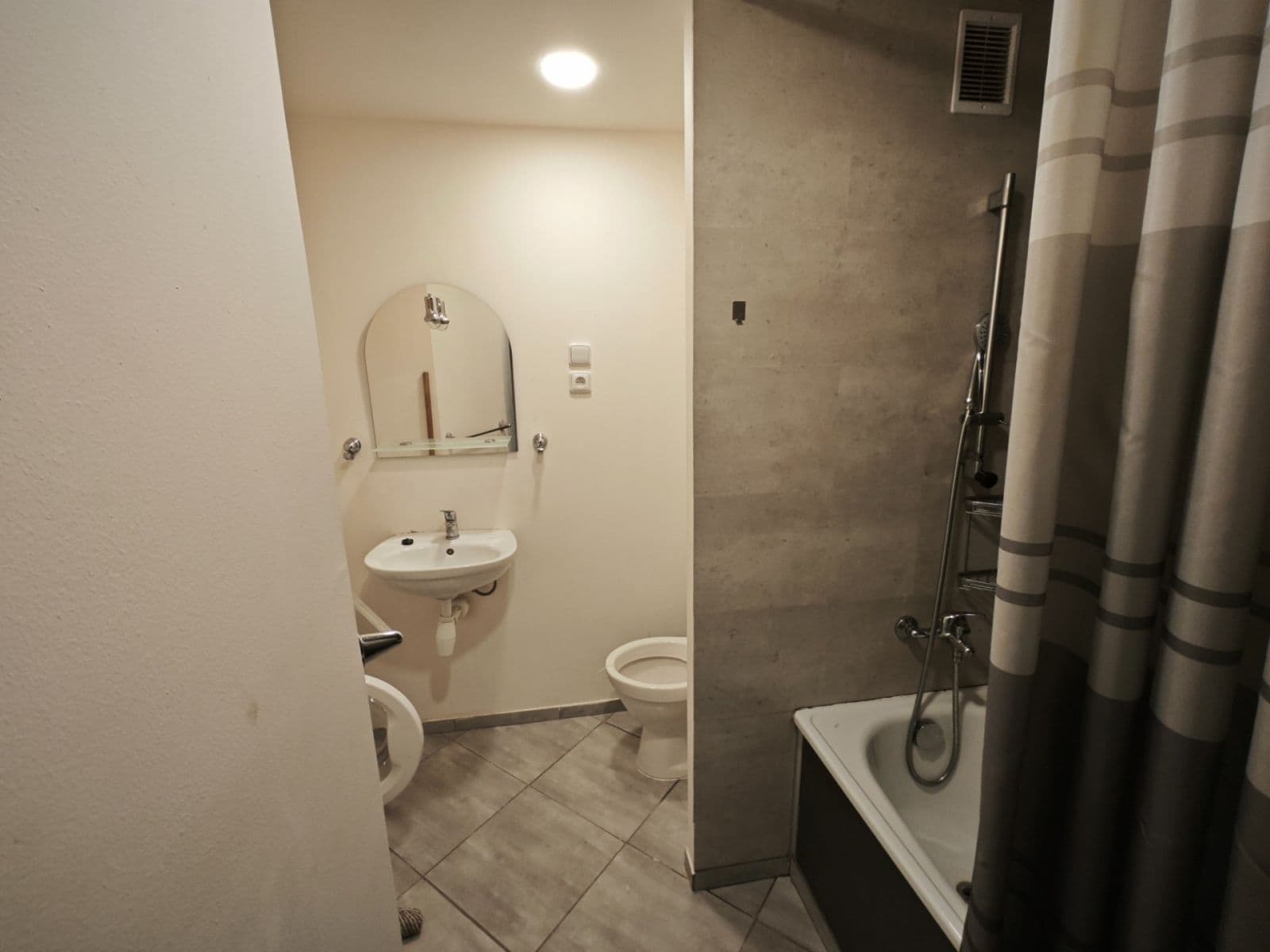 Pronájem bytu 2+kk 38 m², Liberecká, Jablonec nad Nisou, Liberecký kraj Pronájem bytu 2+kk 38 m², Liberecká, Jablonec nad Nisou, Liberecký kraj