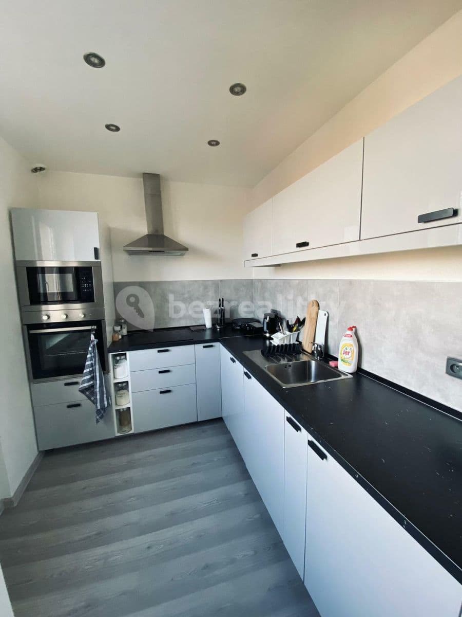 Pronájem bytu 2+1 53 m², Marie Majerové, Ostrava, Moravskoslezský kraj Pronájem bytu 2+1 53 m², Marie Majerové, Ostrava, Moravskoslezský kraj