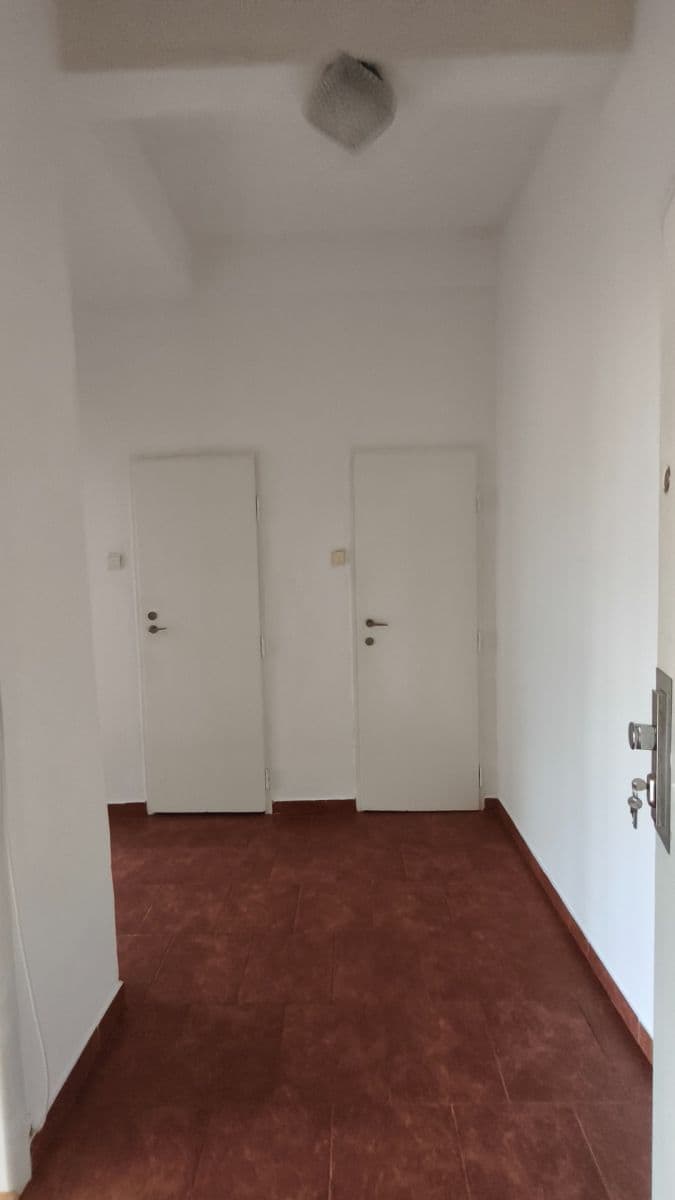 Pronájem bytu 1+1 45 m², Na Kopečku, Praha, Praha Pronájem bytu 1+1 45 m², Na Kopečku, Praha, Praha