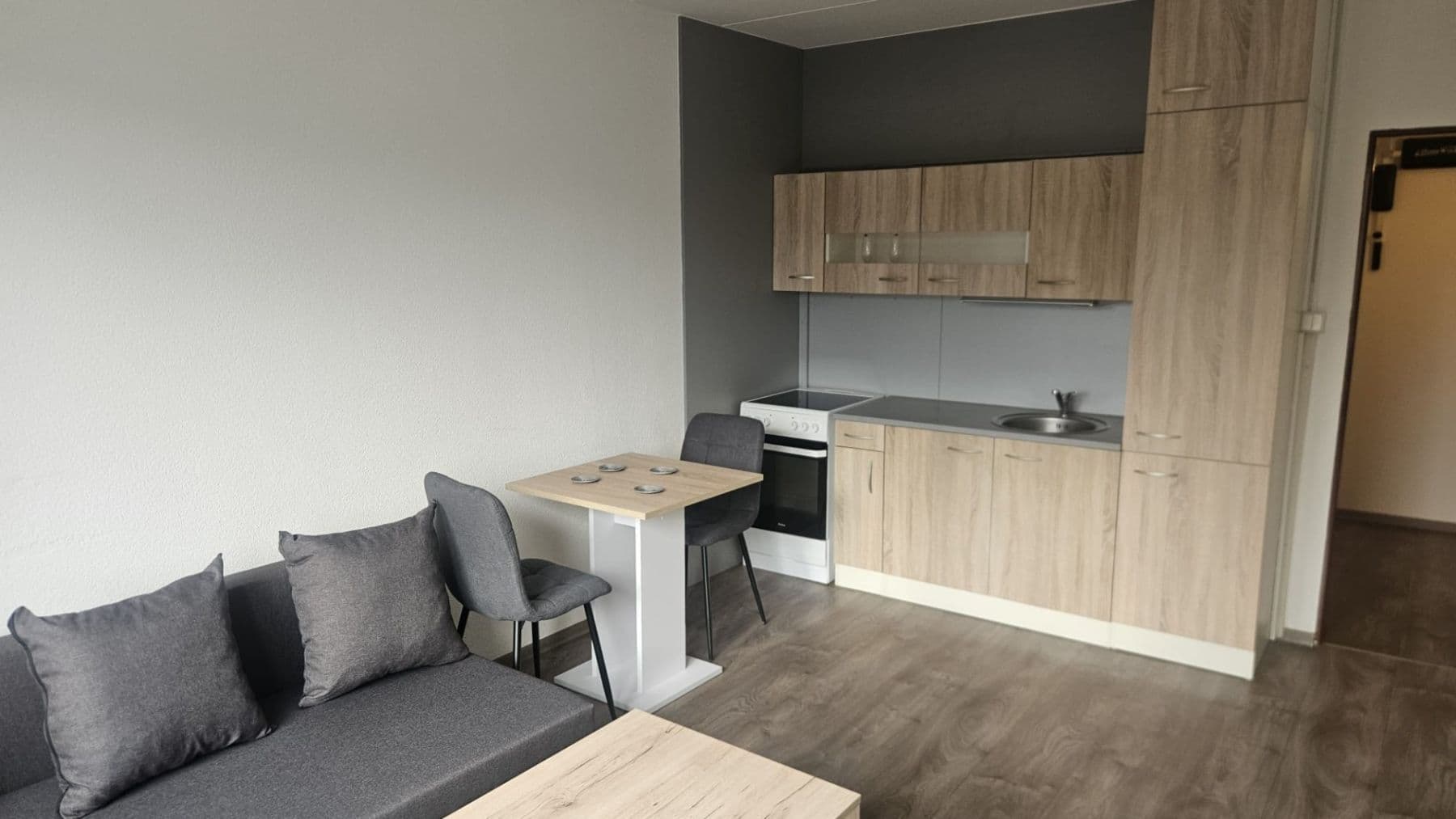 Pronájem bytu 1+1 44 m², Krašovská, Plzeň, Plzeňský kraj Pronájem bytu 1+1 44 m², Krašovská, Plzeň, Plzeňský kraj