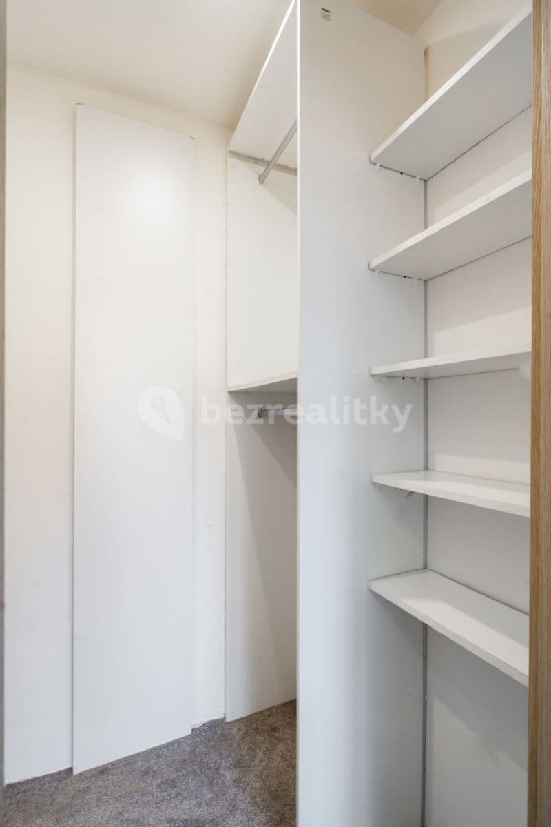 Pronájem bytu 2+1 54 m², Na Větrníku, Praha, Praha Pronájem bytu 2+1 54 m², Na Větrníku, Praha, Praha