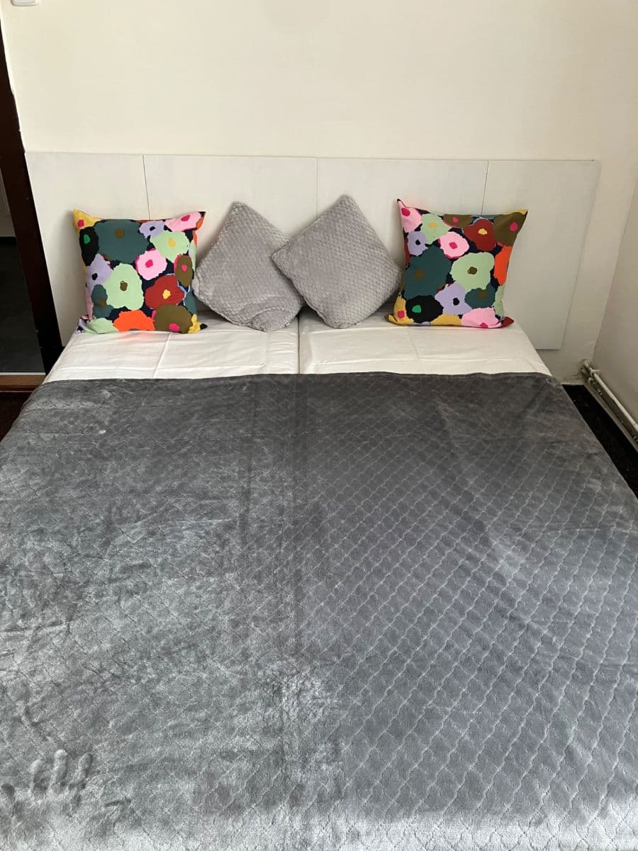 Pronájem bytu 2+1 45 m², Jamborova, Brno, Jihomoravský kraj Pronájem bytu 2+1 45 m², Jamborova, Brno, Jihomoravský kraj