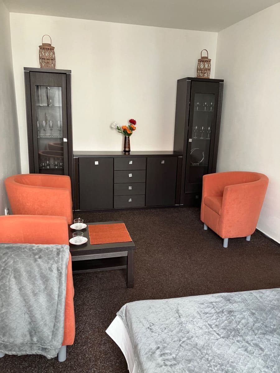 Pronájem bytu 2+1 45 m², Jamborova, Brno, Jihomoravský kraj Pronájem bytu 2+1 45 m², Jamborova, Brno, Jihomoravský kraj