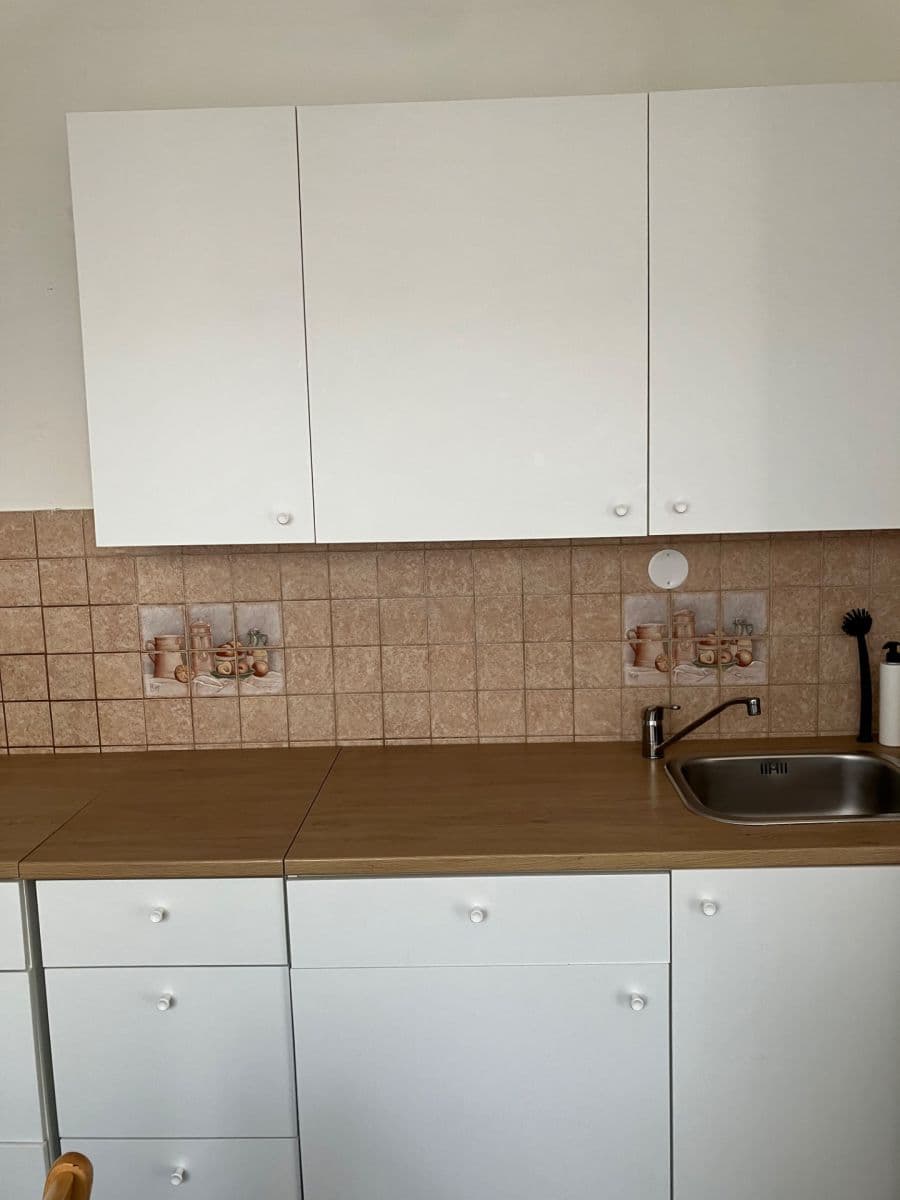 Pronájem bytu 2+1 45 m², Jamborova, Brno, Jihomoravský kraj Pronájem bytu 2+1 45 m², Jamborova, Brno, Jihomoravský kraj