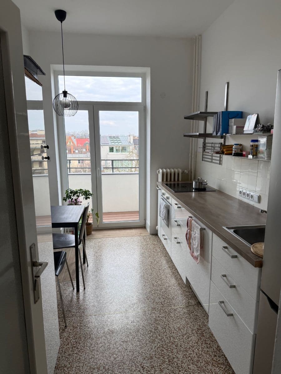 Pronájem bytu 2+1 65 m², Jana Uhra, Brno, Jihomoravský kraj Pronájem bytu 2+1 65 m², Jana Uhra, Brno, Jihomoravský kraj