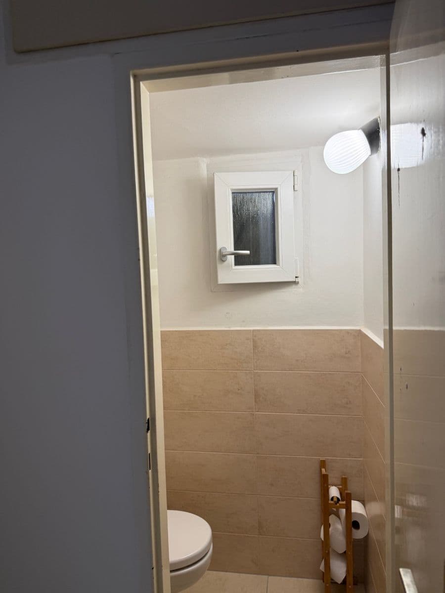 Pronájem bytu 2+1 65 m², Jana Uhra, Brno, Jihomoravský kraj Pronájem bytu 2+1 65 m², Jana Uhra, Brno, Jihomoravský kraj