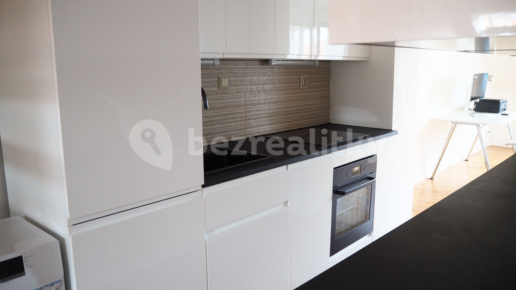 Pronájem bytu 3+kk 60 m², Spolupráce, Praha, Praha Pronájem bytu 3+kk 60 m², Spolupráce, Praha, Praha
