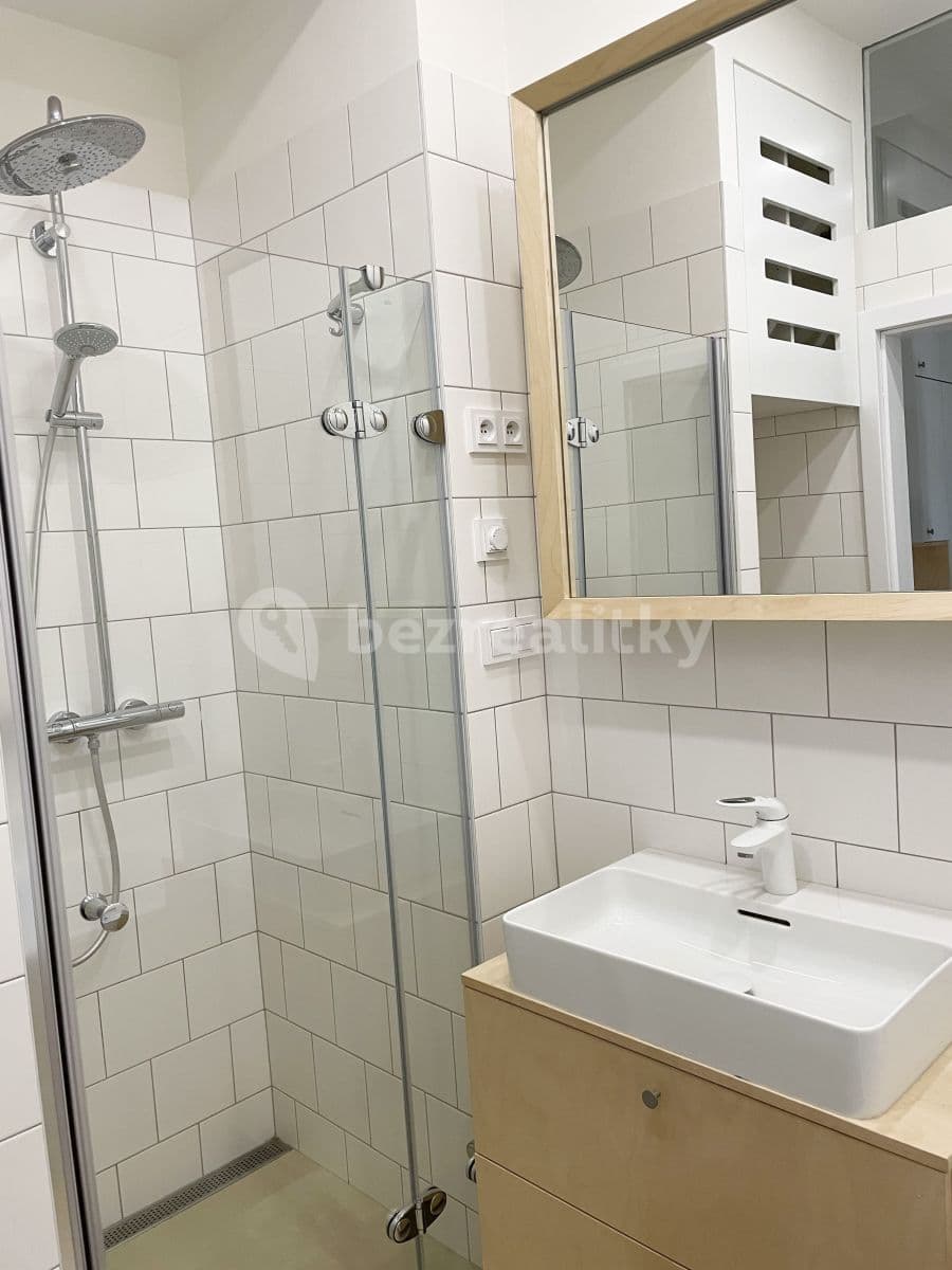 Pronájem bytu 2+1 70 m², Kladenská, Praha, Praha Pronájem bytu 2+1 70 m², Kladenská, Praha, Praha