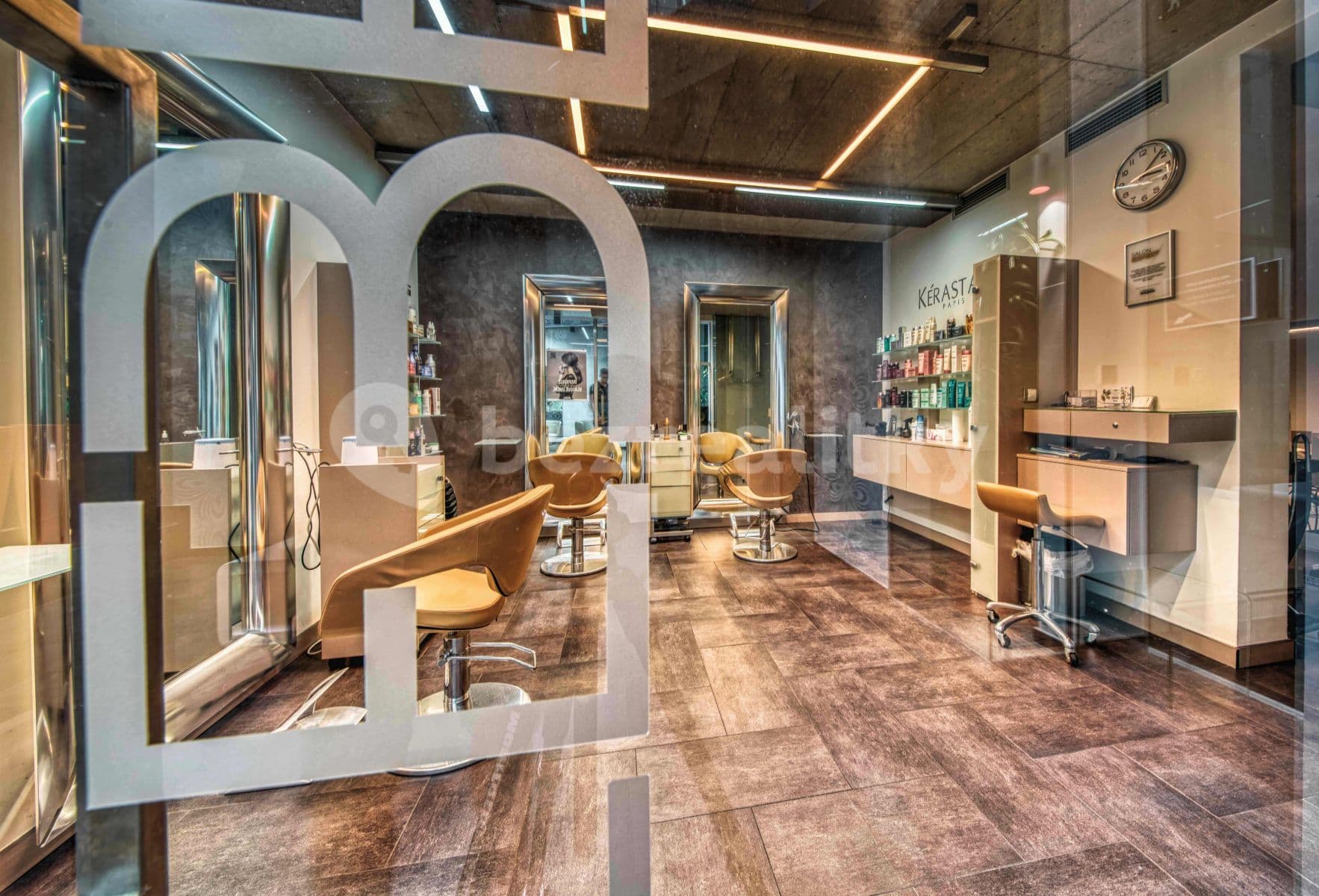 Pronájem nebytového prostoru 32 m², K sopce, Praha, Praha Pronájem nebytového prostoru 32 m², K sopce, Praha, Praha