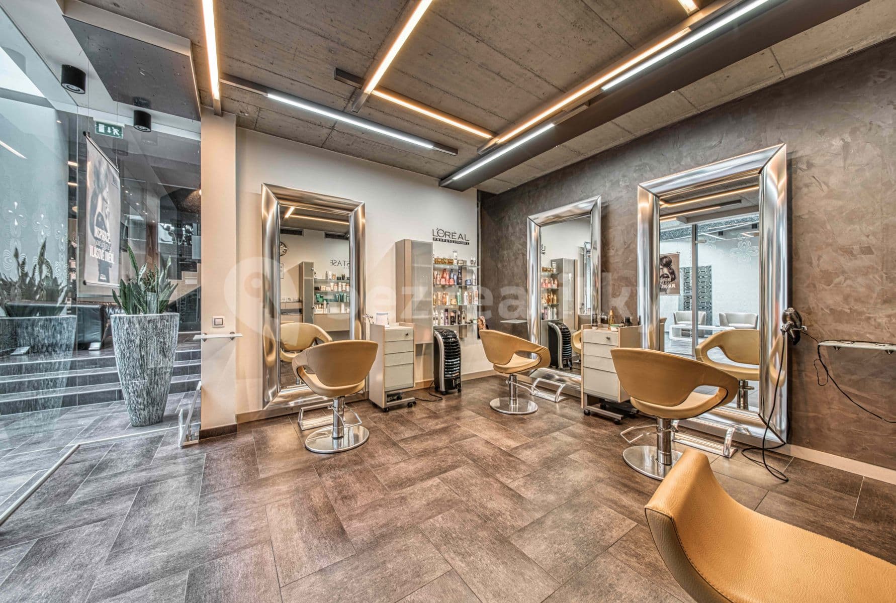 Pronájem nebytového prostoru 32 m², K sopce, Praha, Praha Pronájem nebytového prostoru 32 m², K sopce, Praha, Praha