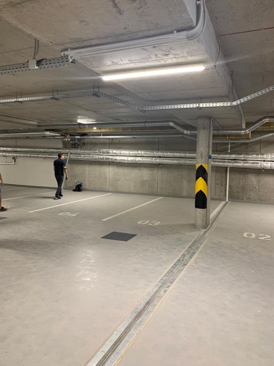 Pronájem garáže 13 m², Olgy Havlové, Praha, Praha Pronájem garáže 13 m², Olgy Havlové, Praha, Praha