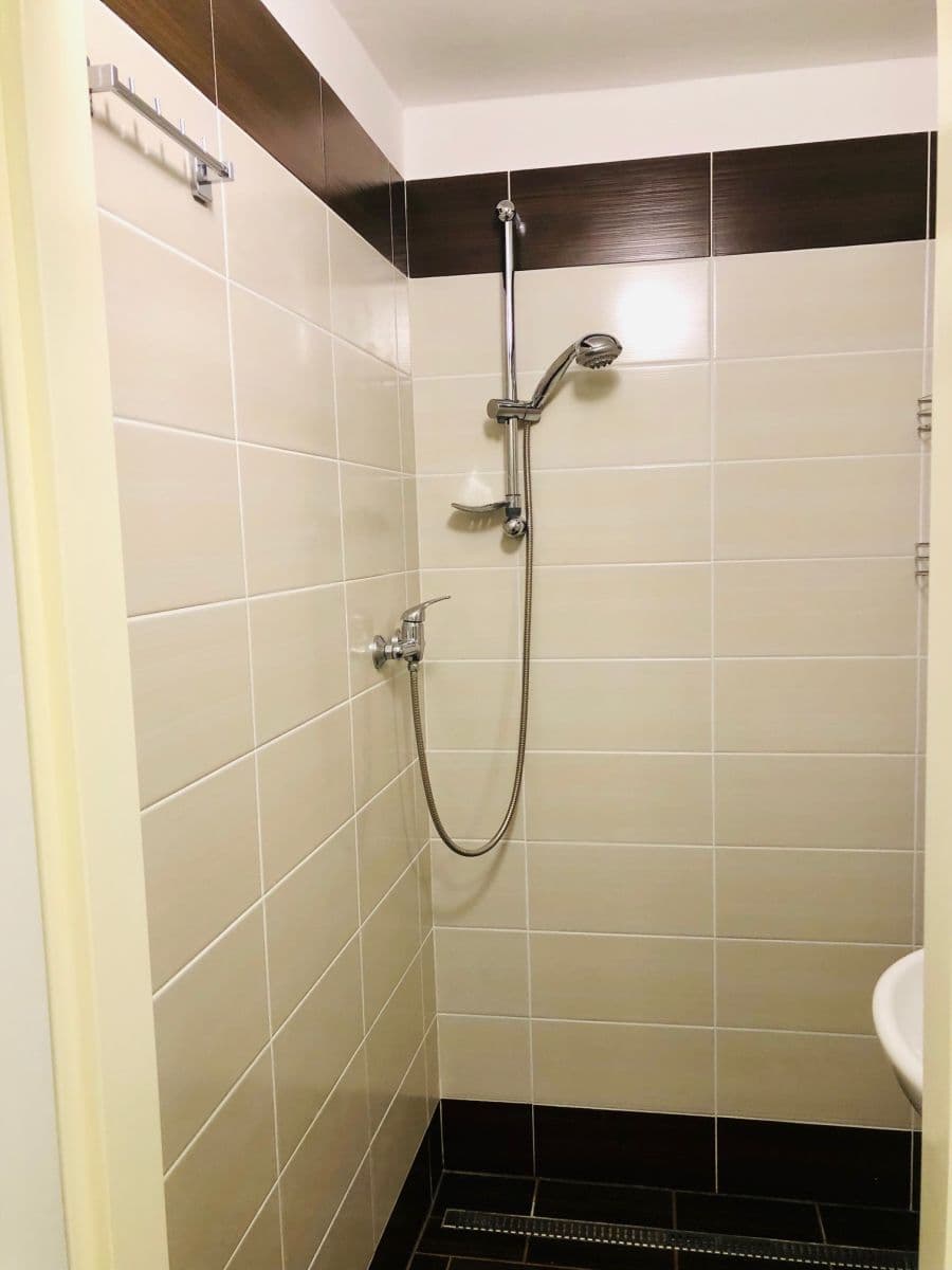 Pronájem bytu 1+kk 28 m², Kloboučnická, Praha, Praha Pronájem bytu 1+kk 28 m², Kloboučnická, Praha, Praha