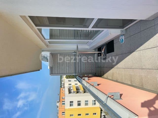 Pronájem bytu 2+kk 46 m², Hvozdecká, Brno, Jihomoravský kraj Pronájem bytu 2+kk 46 m², Hvozdecká, Brno, Jihomoravský kraj