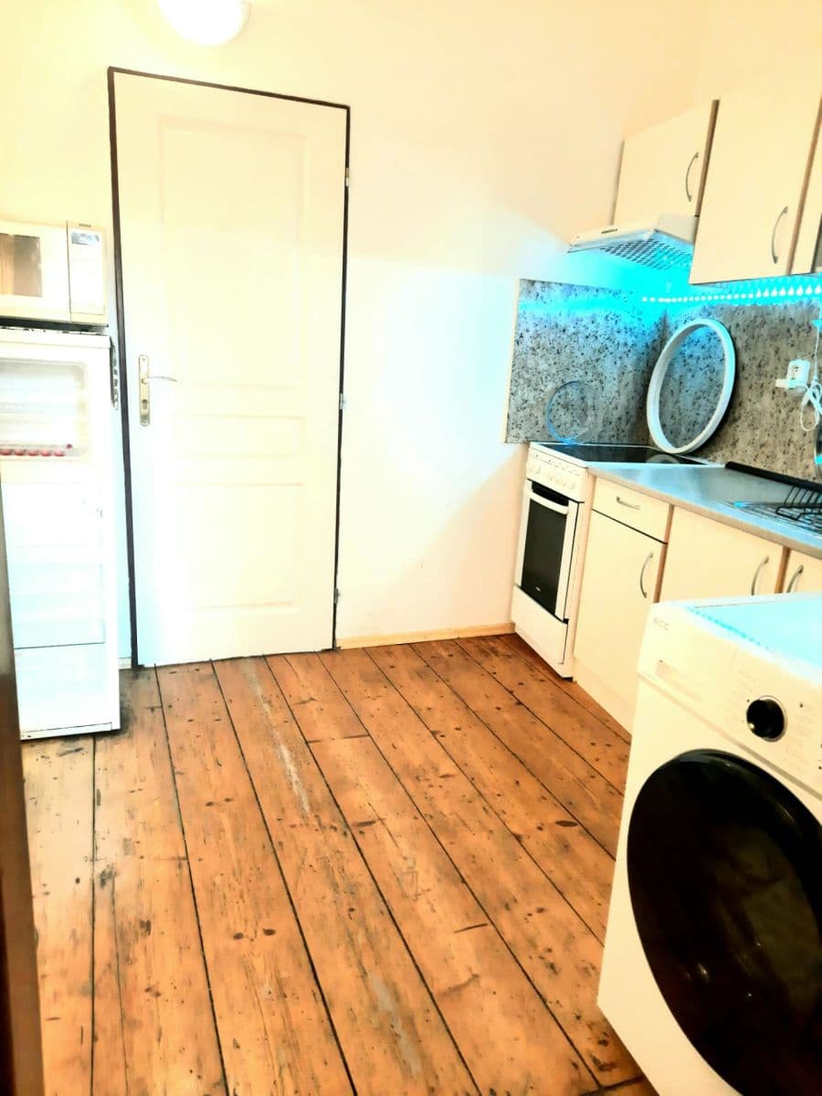 Pronájem bytu 2+1 40 m², Vlkova, Praha, Praha Pronájem bytu 2+1 40 m², Vlkova, Praha, Praha
