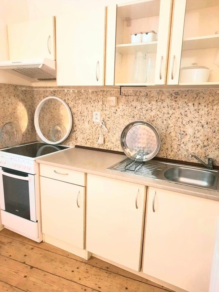 Pronájem bytu 2+1 40 m², Vlkova, Praha, Praha Pronájem bytu 2+1 40 m², Vlkova, Praha, Praha