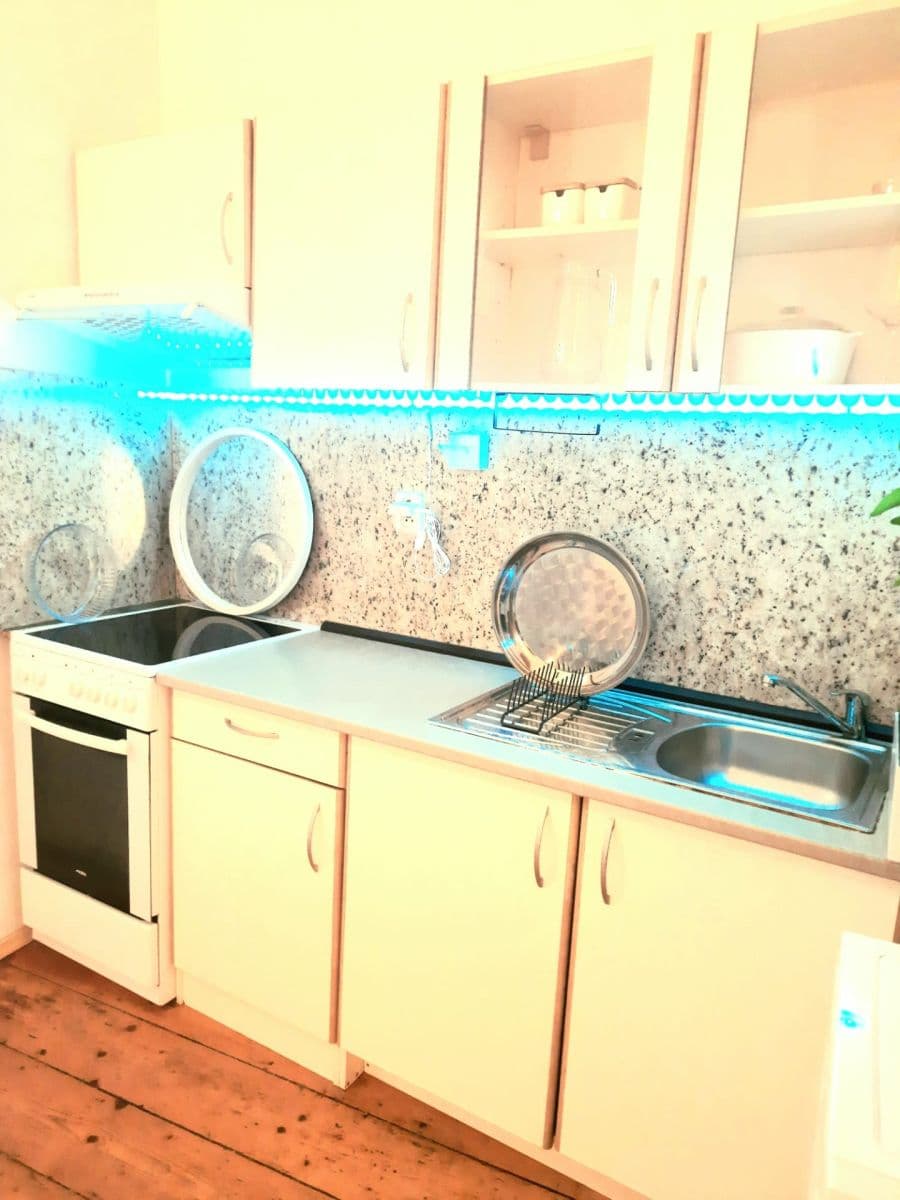 Pronájem bytu 2+1 40 m², Vlkova, Praha, Praha Pronájem bytu 2+1 40 m², Vlkova, Praha, Praha
