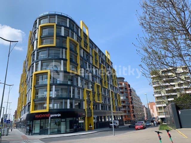 Pronájem bytu 1+kk 34 m², Kurta Konráda, Praha, Praha Pronájem bytu 1+kk 34 m², Kurta Konráda, Praha, Praha