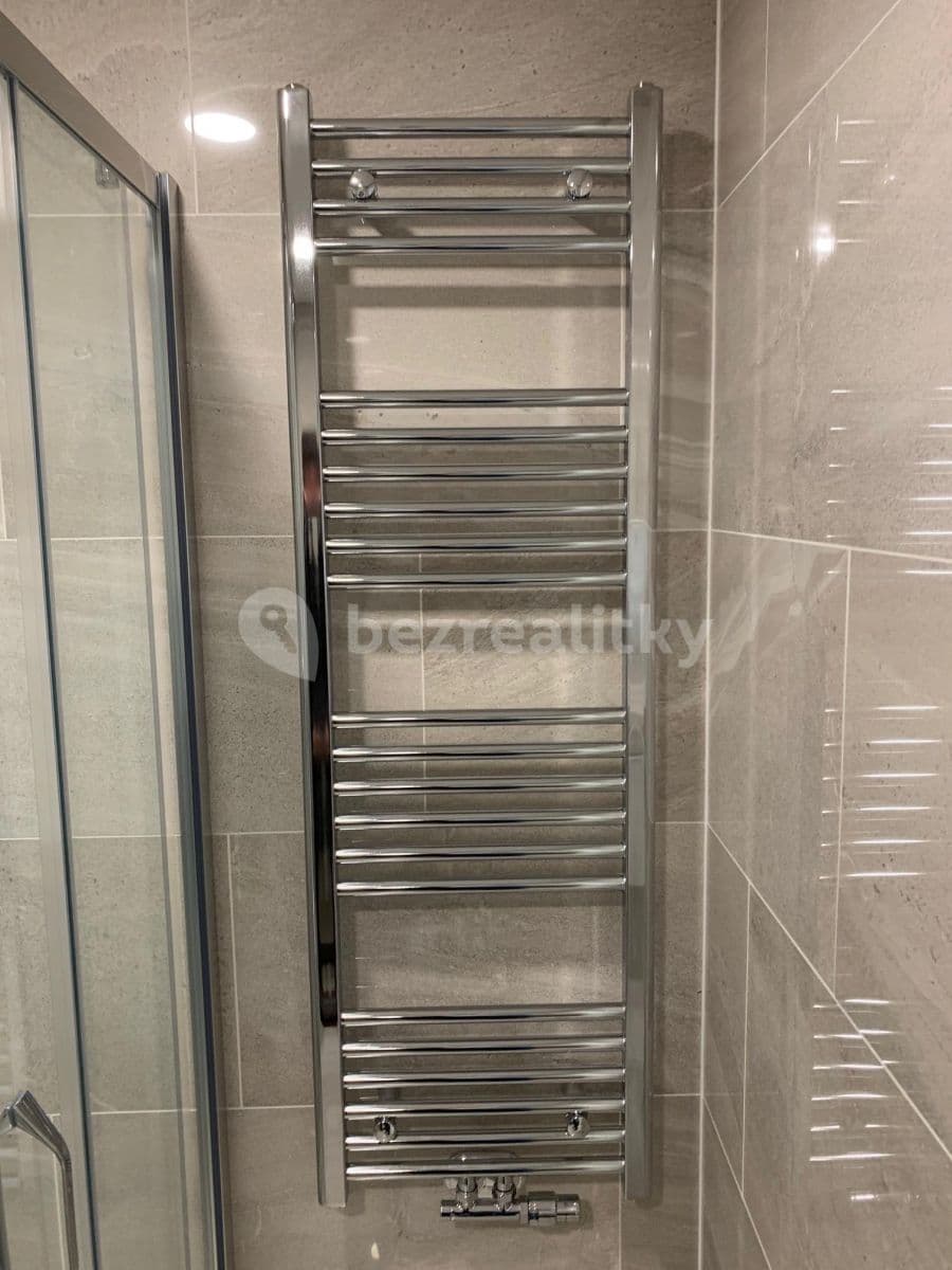 Pronájem bytu 1+kk 34 m², Kurta Konráda, Praha, Praha Pronájem bytu 1+kk 34 m², Kurta Konráda, Praha, Praha