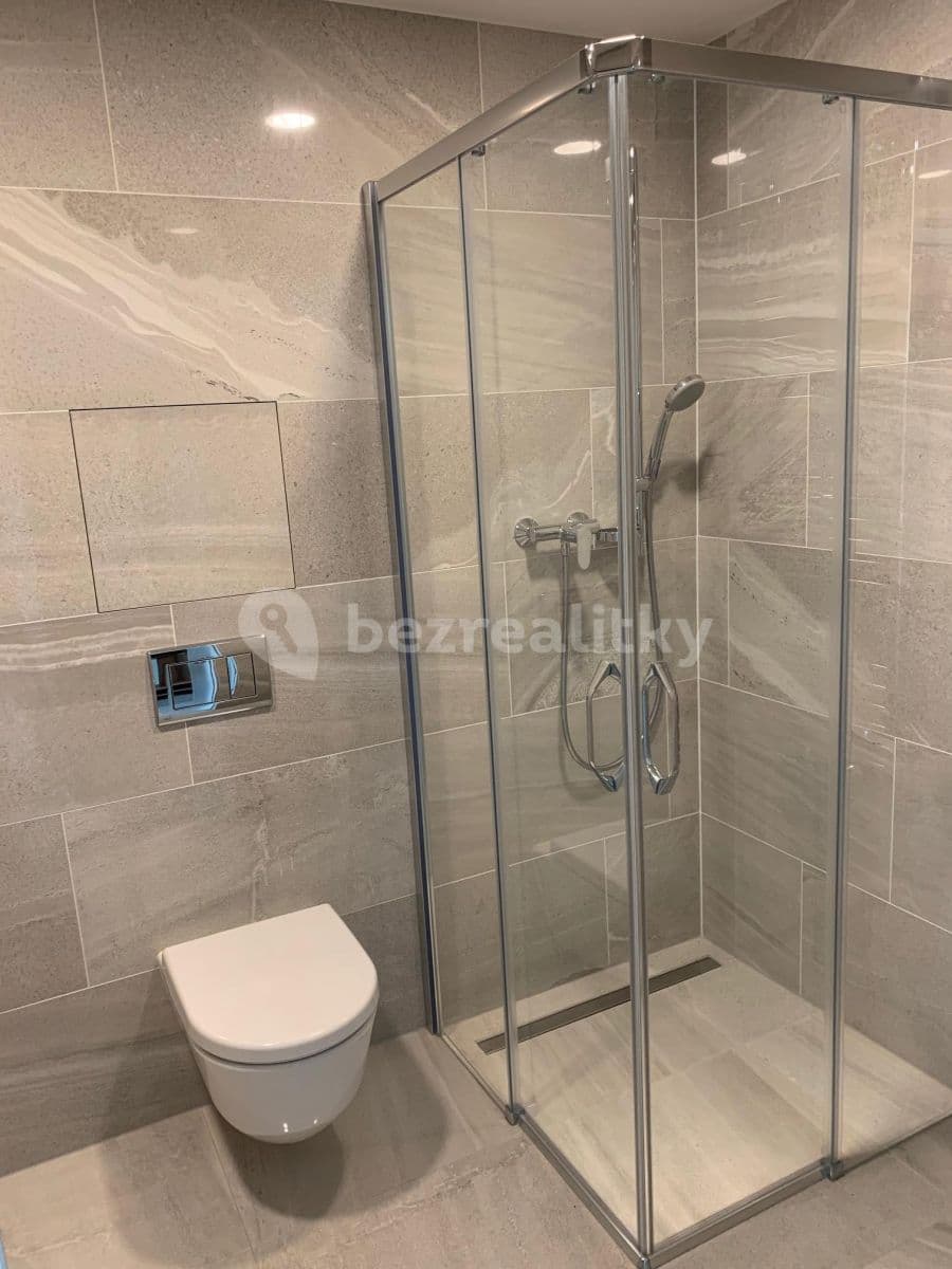 Pronájem bytu 1+kk 34 m², Kurta Konráda, Praha, Praha Pronájem bytu 1+kk 34 m², Kurta Konráda, Praha, Praha