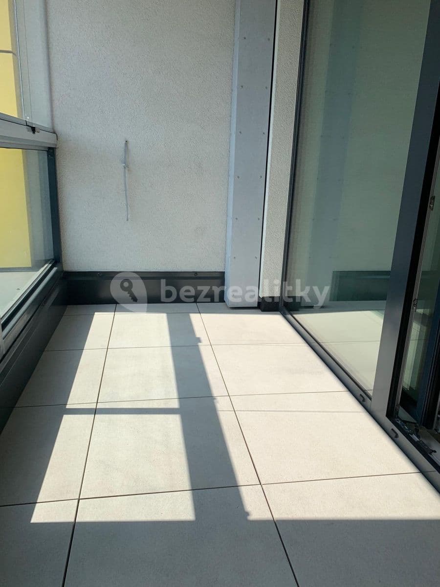 Pronájem bytu 1+kk 34 m², Kurta Konráda, Praha, Praha Pronájem bytu 1+kk 34 m², Kurta Konráda, Praha, Praha