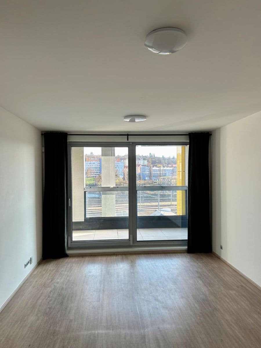 Pronájem bytu 1+kk 34 m², Kurta Konráda, Praha, Praha Pronájem bytu 1+kk 34 m², Kurta Konráda, Praha, Praha