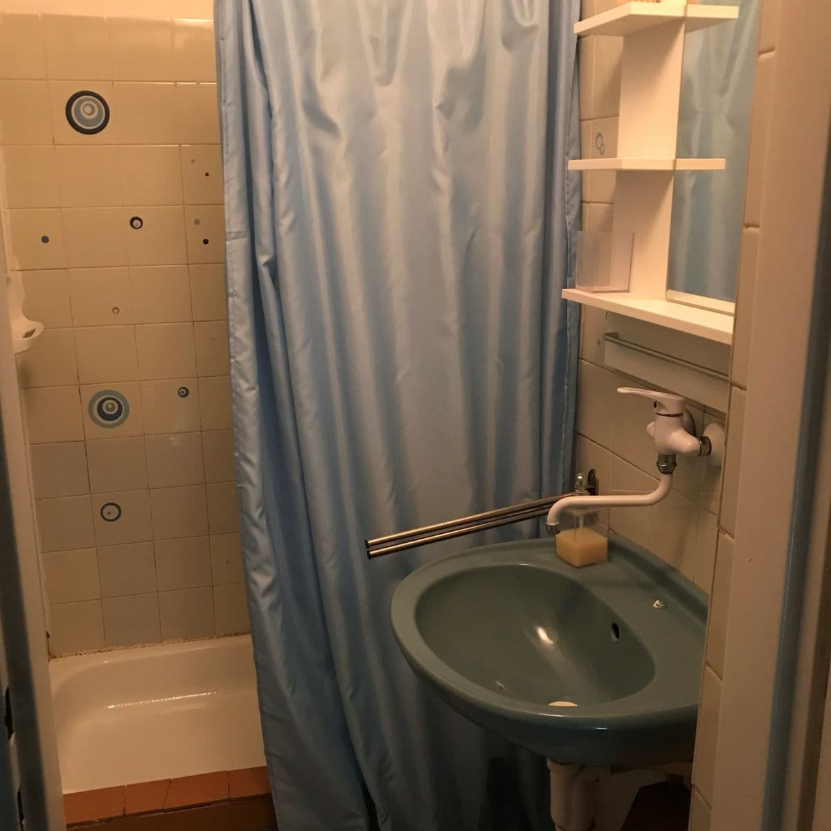 Pronájem bytu 1+kk 18 m², Čelakovského, Brno, Jihomoravský kraj Pronájem bytu 1+kk 18 m², Čelakovského, Brno, Jihomoravský kraj