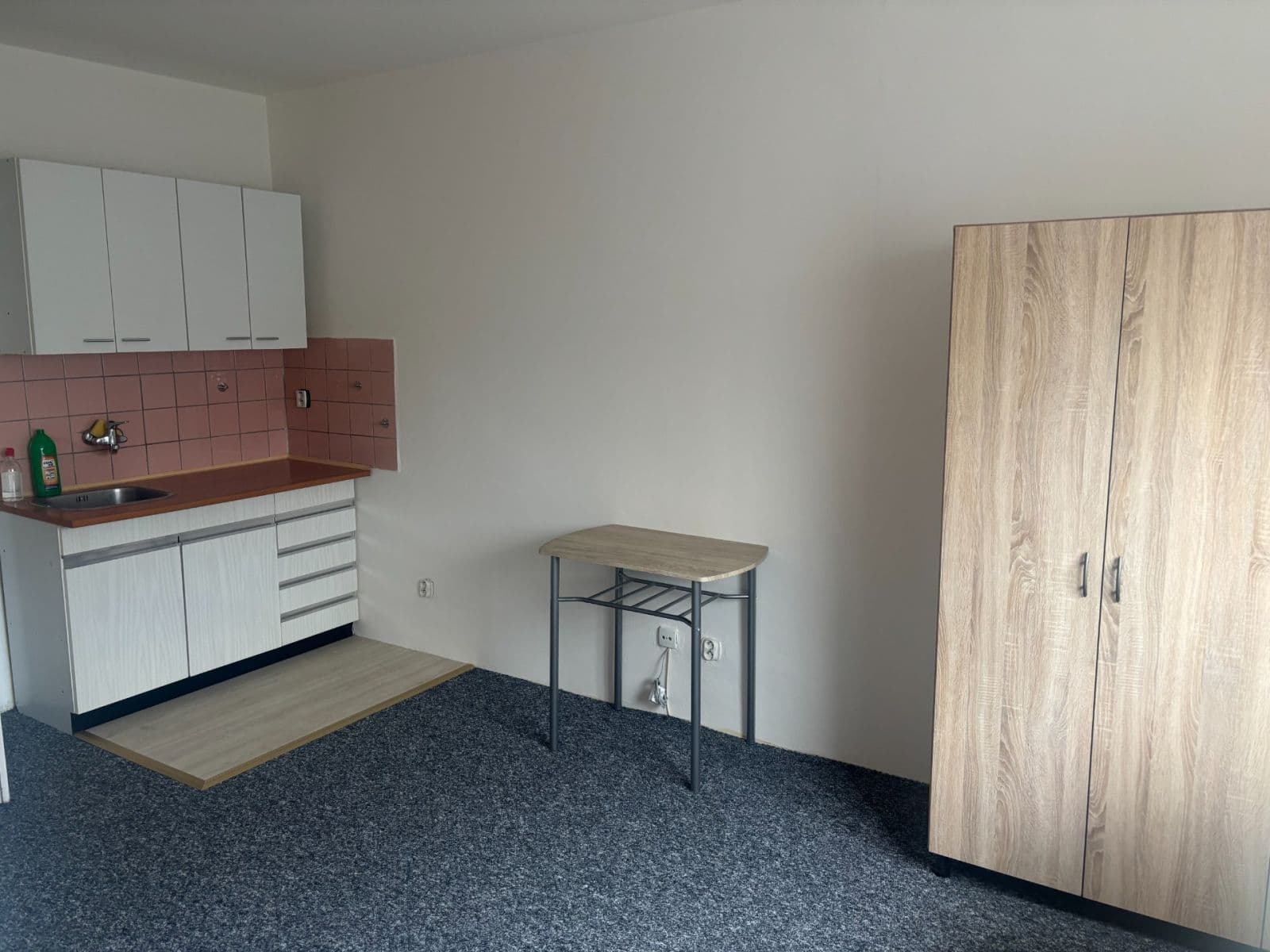 Pronájem bytu 1+kk 18 m², Čelakovského, Brno, Jihomoravský kraj Pronájem bytu 1+kk 18 m², Čelakovského, Brno, Jihomoravský kraj