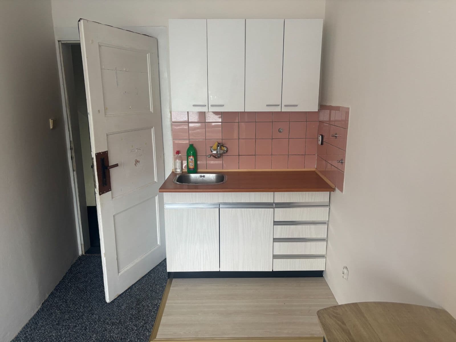 Pronájem bytu 1+kk 18 m², Čelakovského, Brno, Jihomoravský kraj Pronájem bytu 1+kk 18 m², Čelakovského, Brno, Jihomoravský kraj