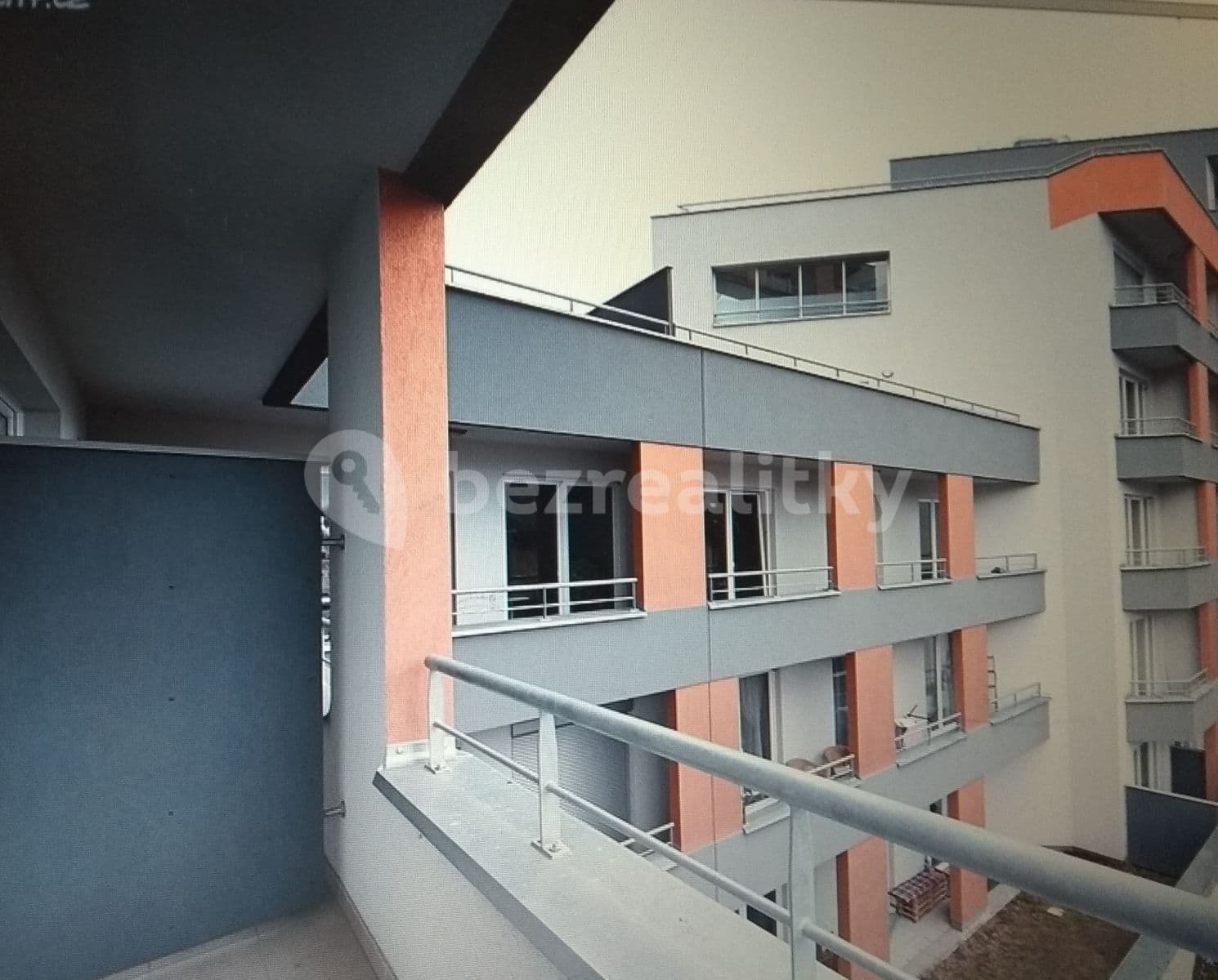 Pronájem bytu 1+kk 35 m², Petrohradská, Praha, Praha Pronájem bytu 1+kk 35 m², Petrohradská, Praha, Praha