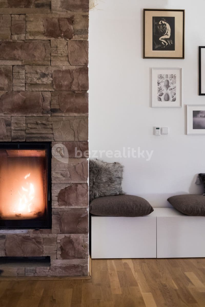 Pronájem bytu 4+kk 167 m², Špindlerův Mlýn, Královéhradecký kraj Pronájem bytu 4+kk 167 m², Špindlerův Mlýn, Královéhradecký kraj